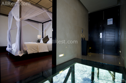 Lily Beach Resort & Spa 8